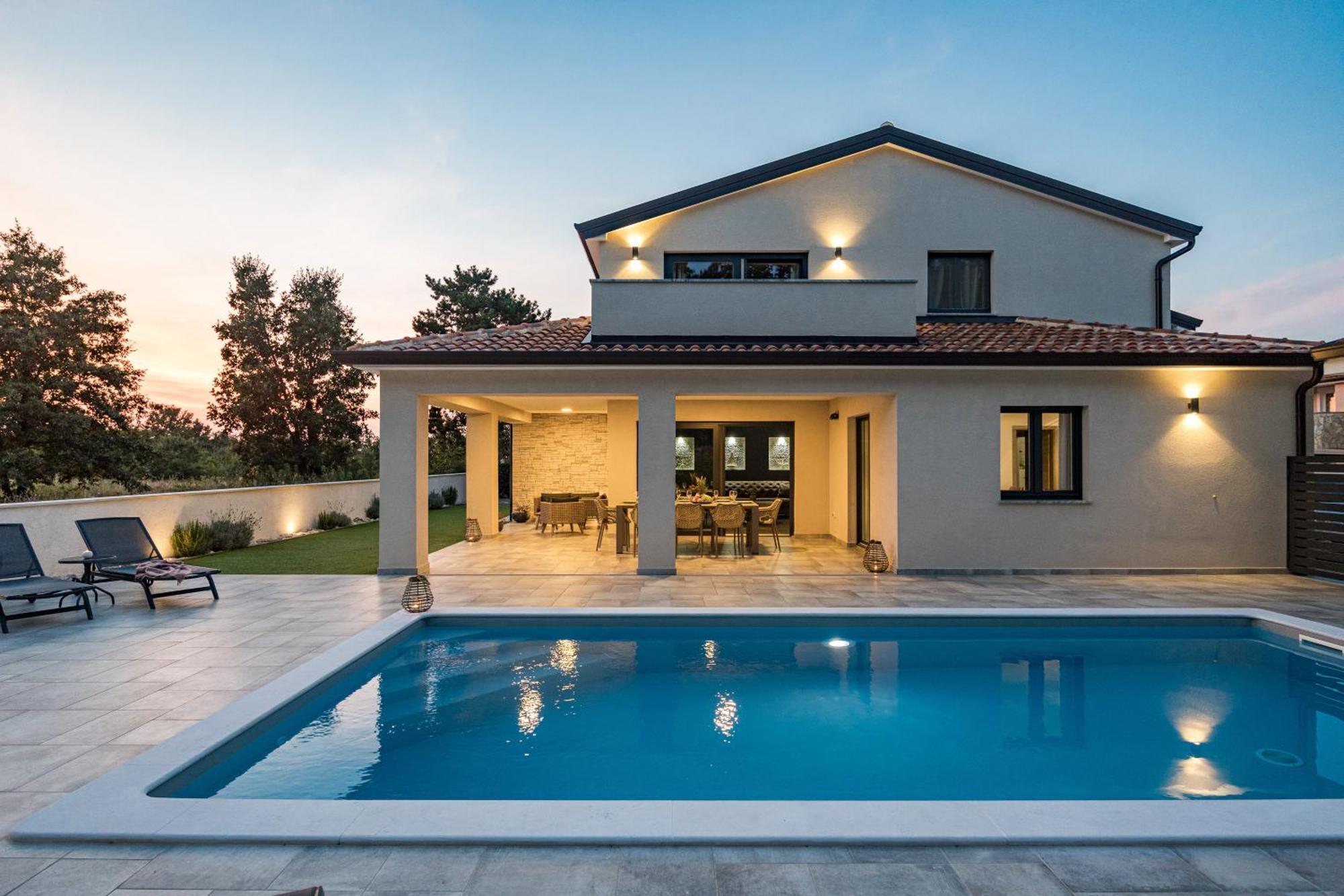 Special Offer! New Luxury Apartment With Pool, Fitness, Outdoor Bar&Grill Buje Exterior foto